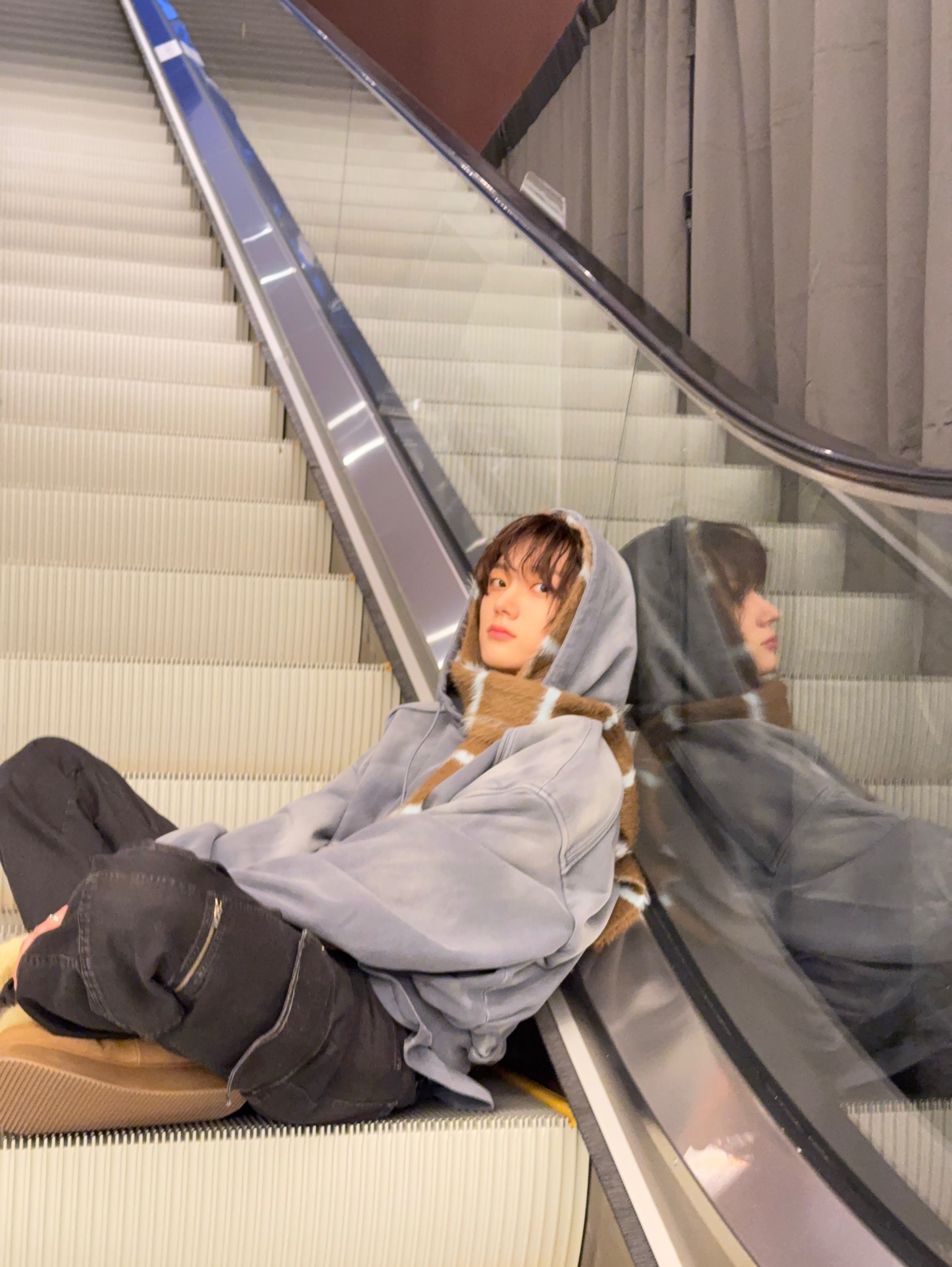 Behind-the-scenes cut of Sungho (BOYNEXTDOOR)