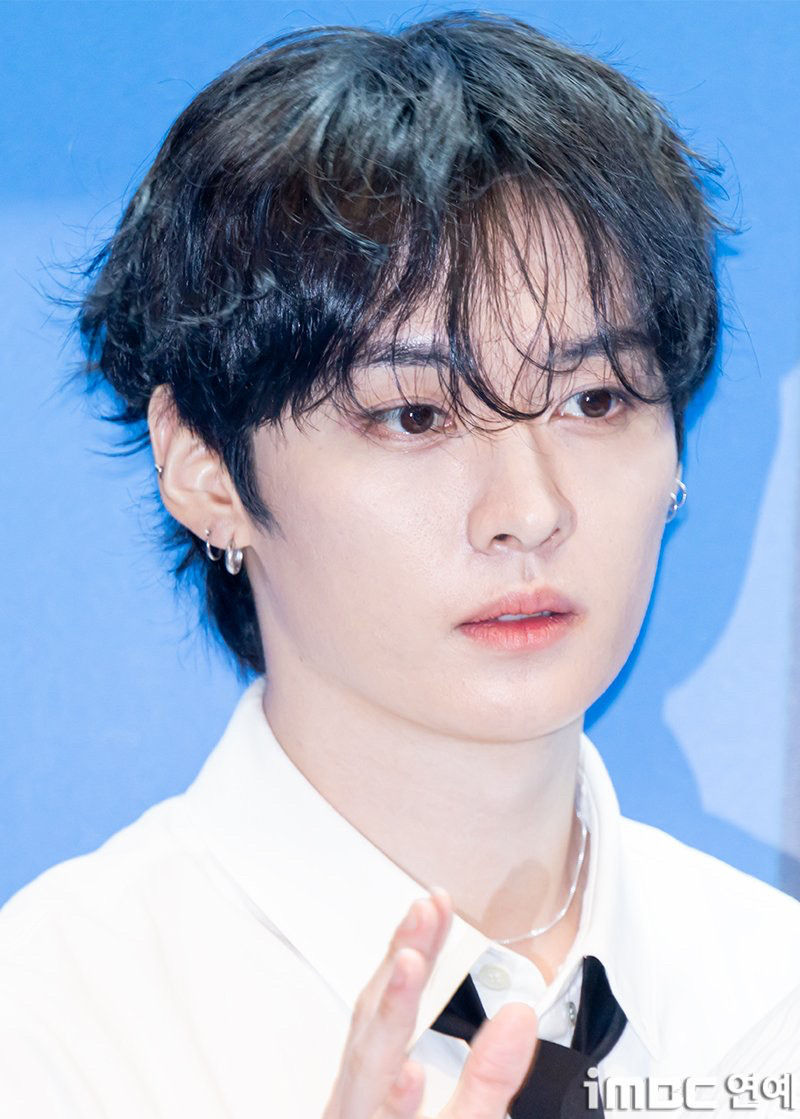 A moment captured by Lee Know (Stray Kids)'s fan