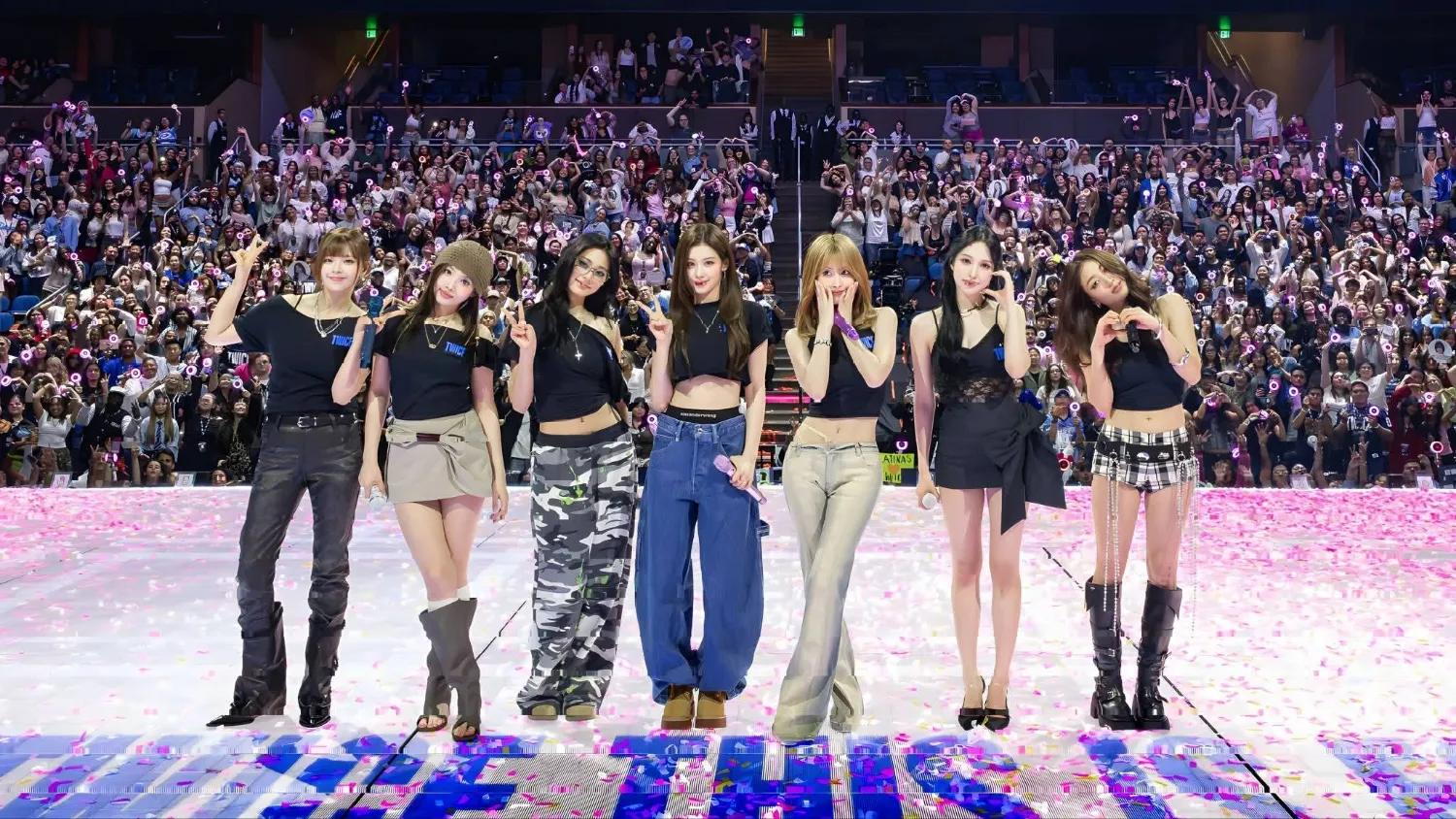 TWICE의 최신 사진