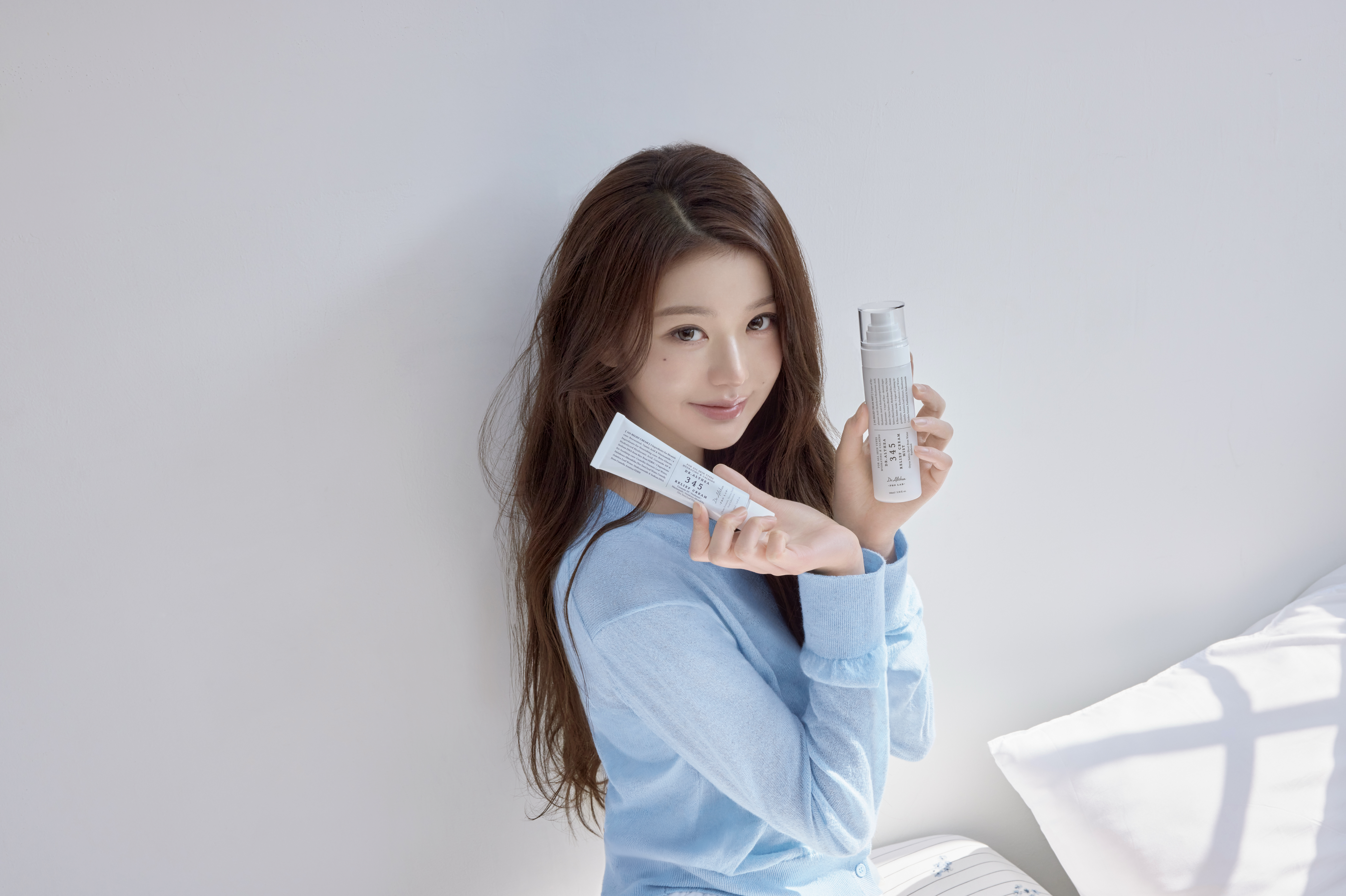 Recent activity shot of Jang Wonyoung (IVE)