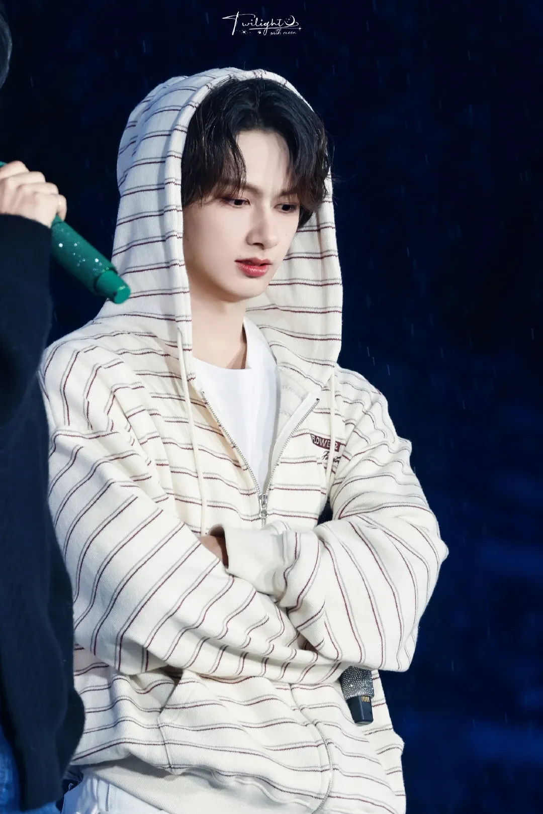 A moment captured by Jun (SEVENTEEN)'s fan