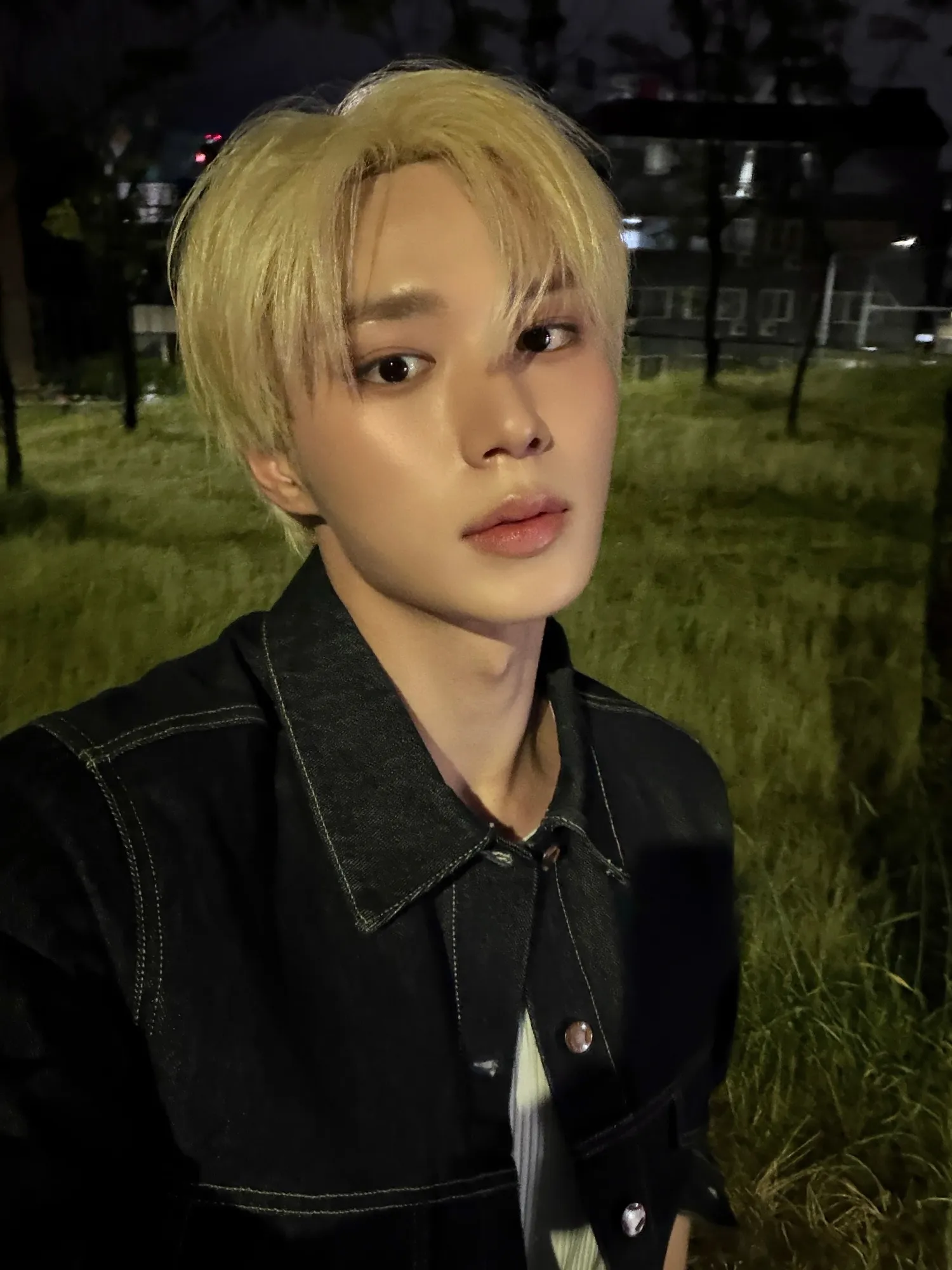 Behind-the-scenes cut of Kim Junseo (ALPHA DRIVE ONE)