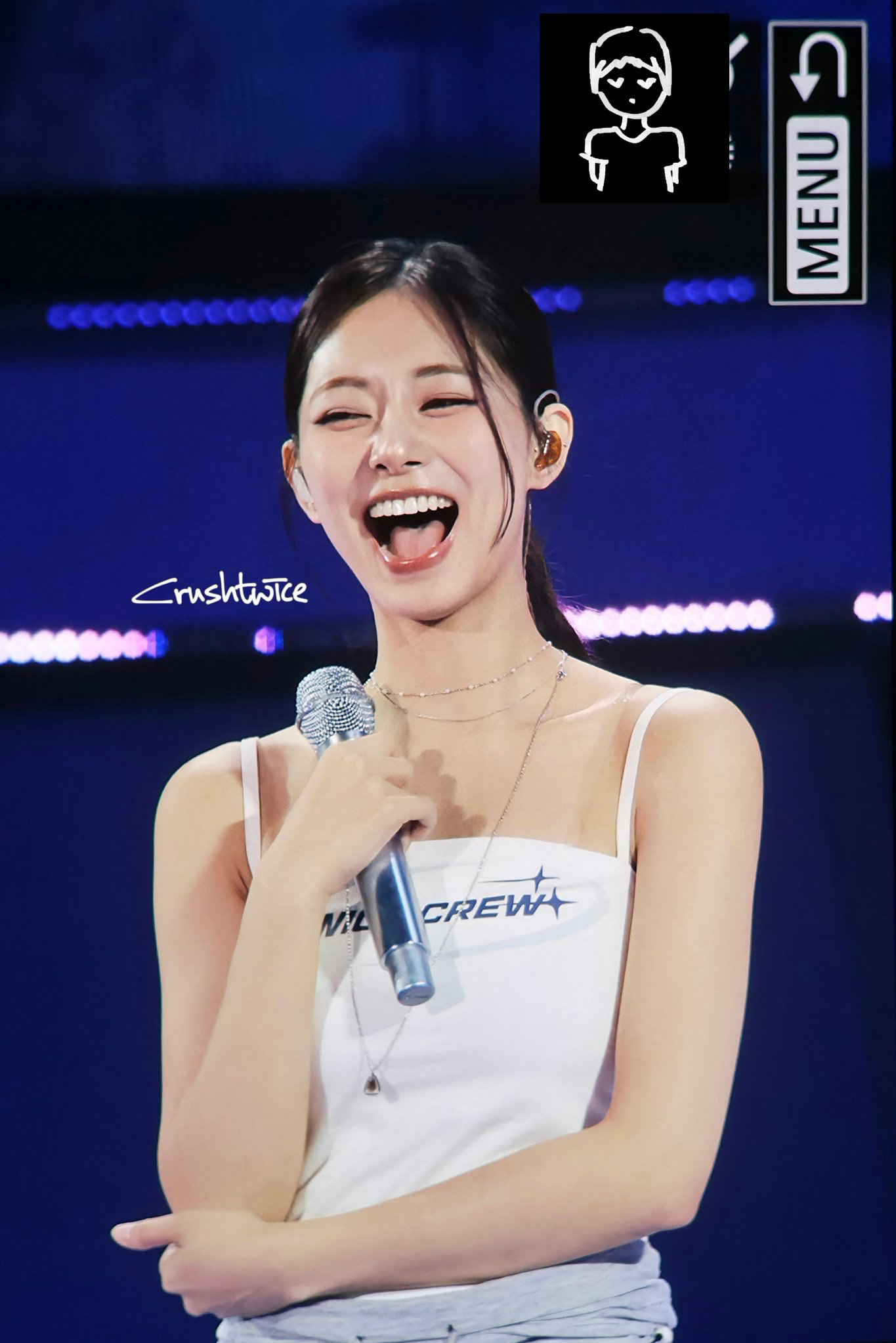 Potret di balik layar Tzuyu (TWICE)