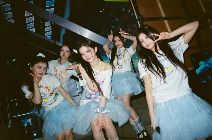 Latest photo of ILLIT