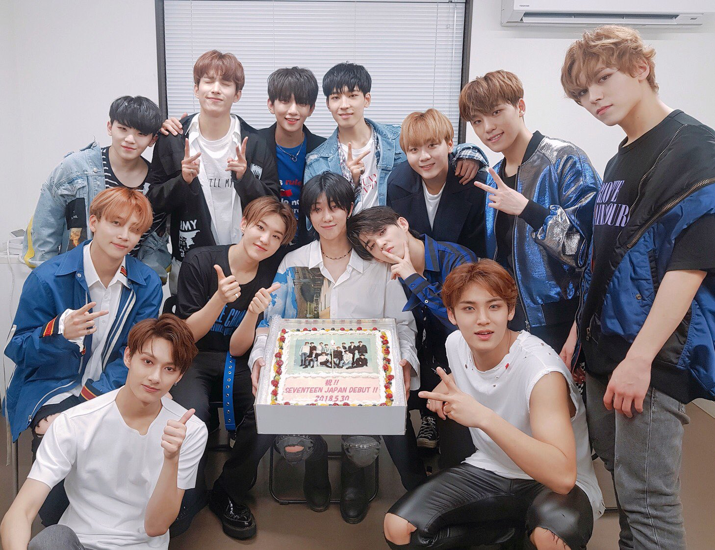 세븐틴 최근 활동샷