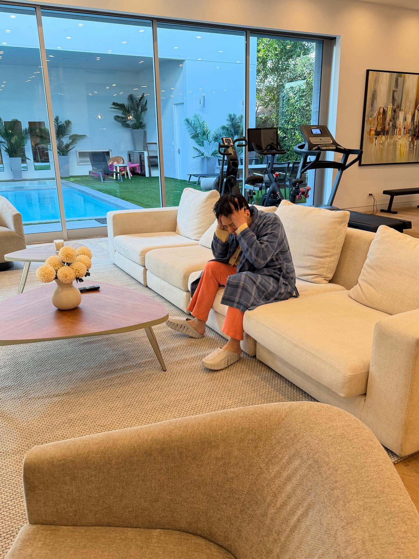 Momen yang diabadikan oleh penggemar G-DRAGON (BIGBANG)