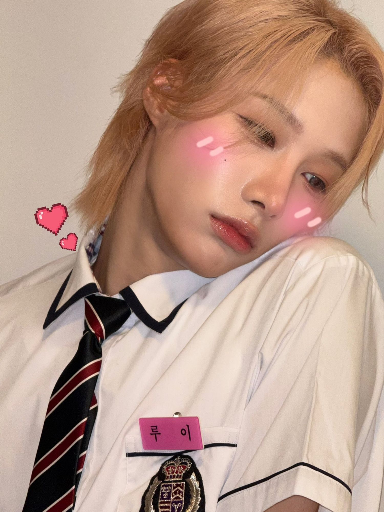 Behind-the-scenes cut of XLOV