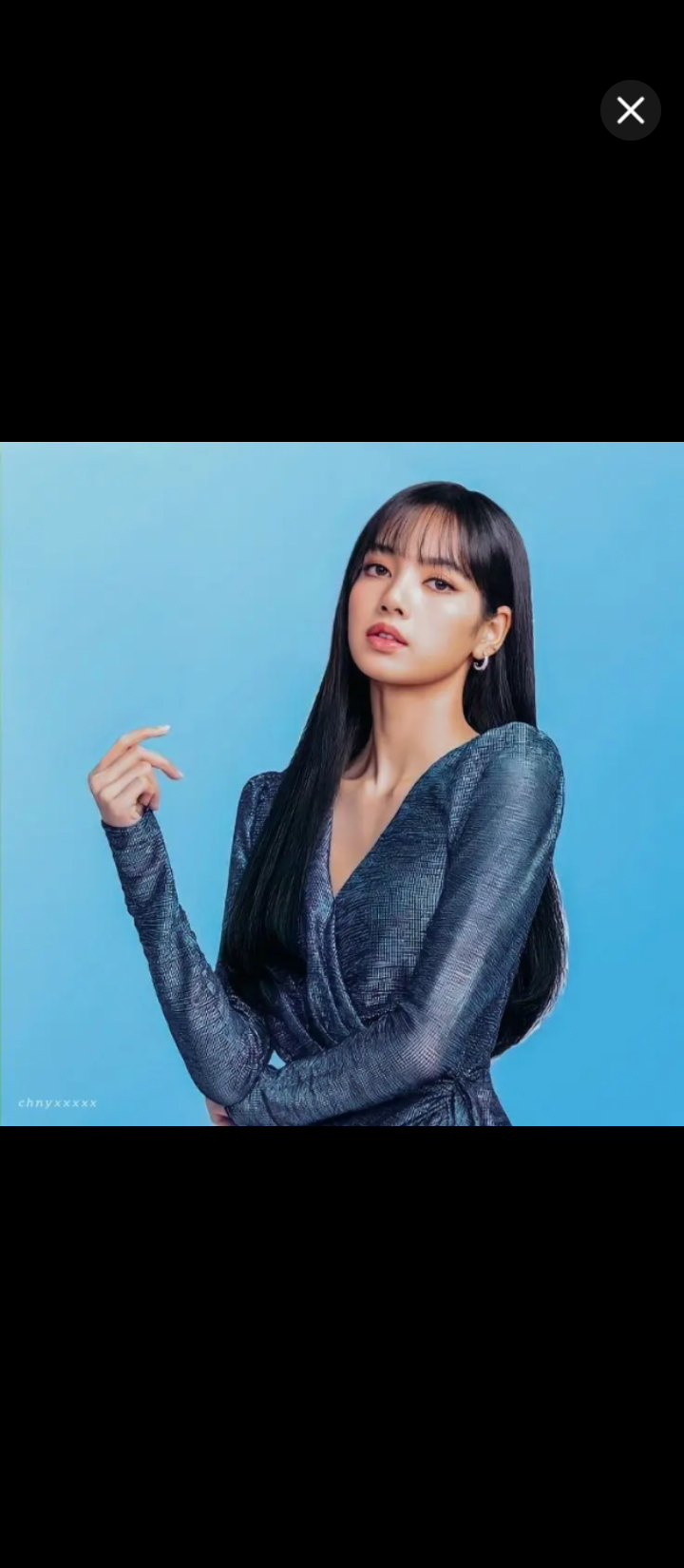 A moment captured by Lisa (BLACKPINK)'s fan