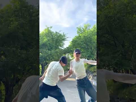 李彩演粉丝拍下的瞬间