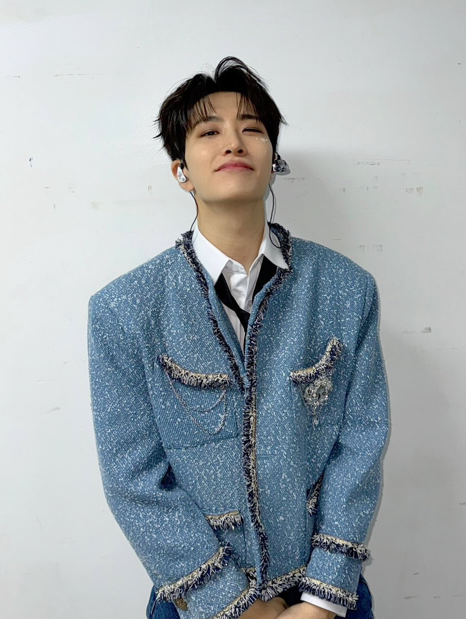 Foto aktivitas terbaru Youngjae (GOT7)