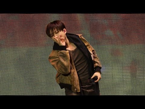 A moment captured by Changbin (Stray Kids)'s fan