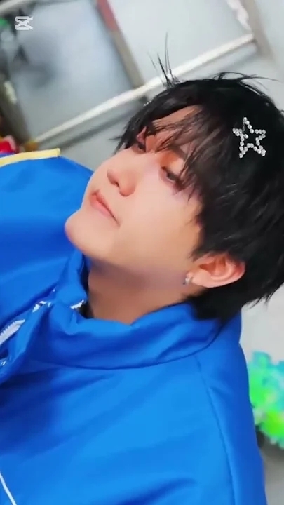 Behind-the-scenes cut of Changbin (Stray Kids)