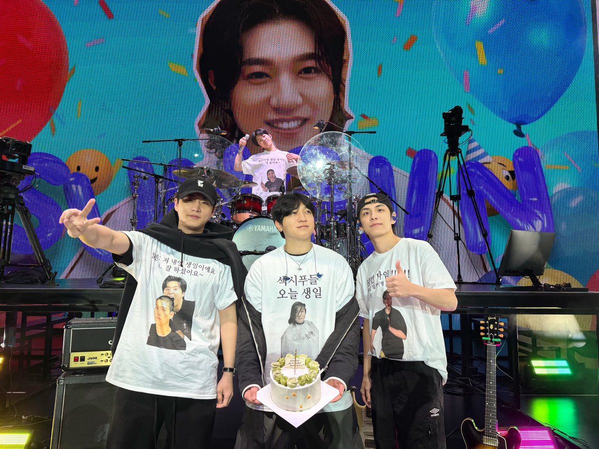 Latest photo of DAY6