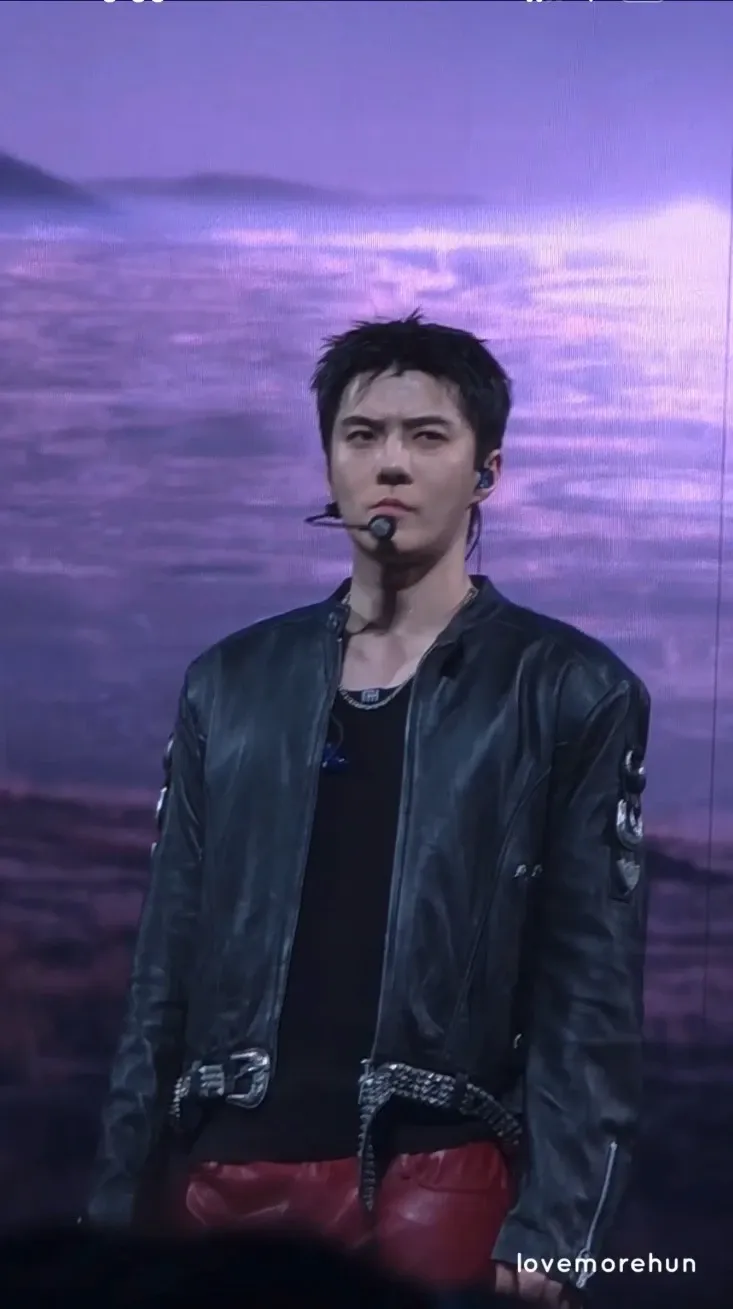 Today's most popular wallpaper in the Sehun (EXO) community