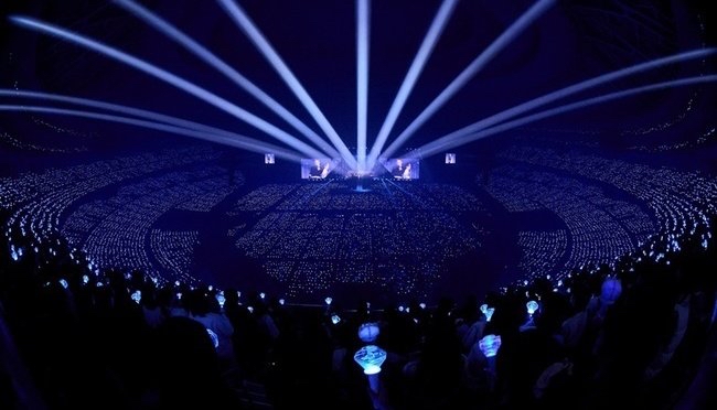 TREASURE粉丝拍下的瞬间