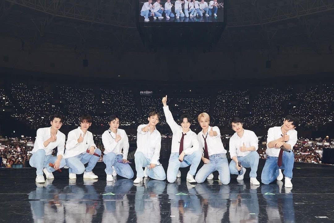 Behind-the-scenes cut of EXO