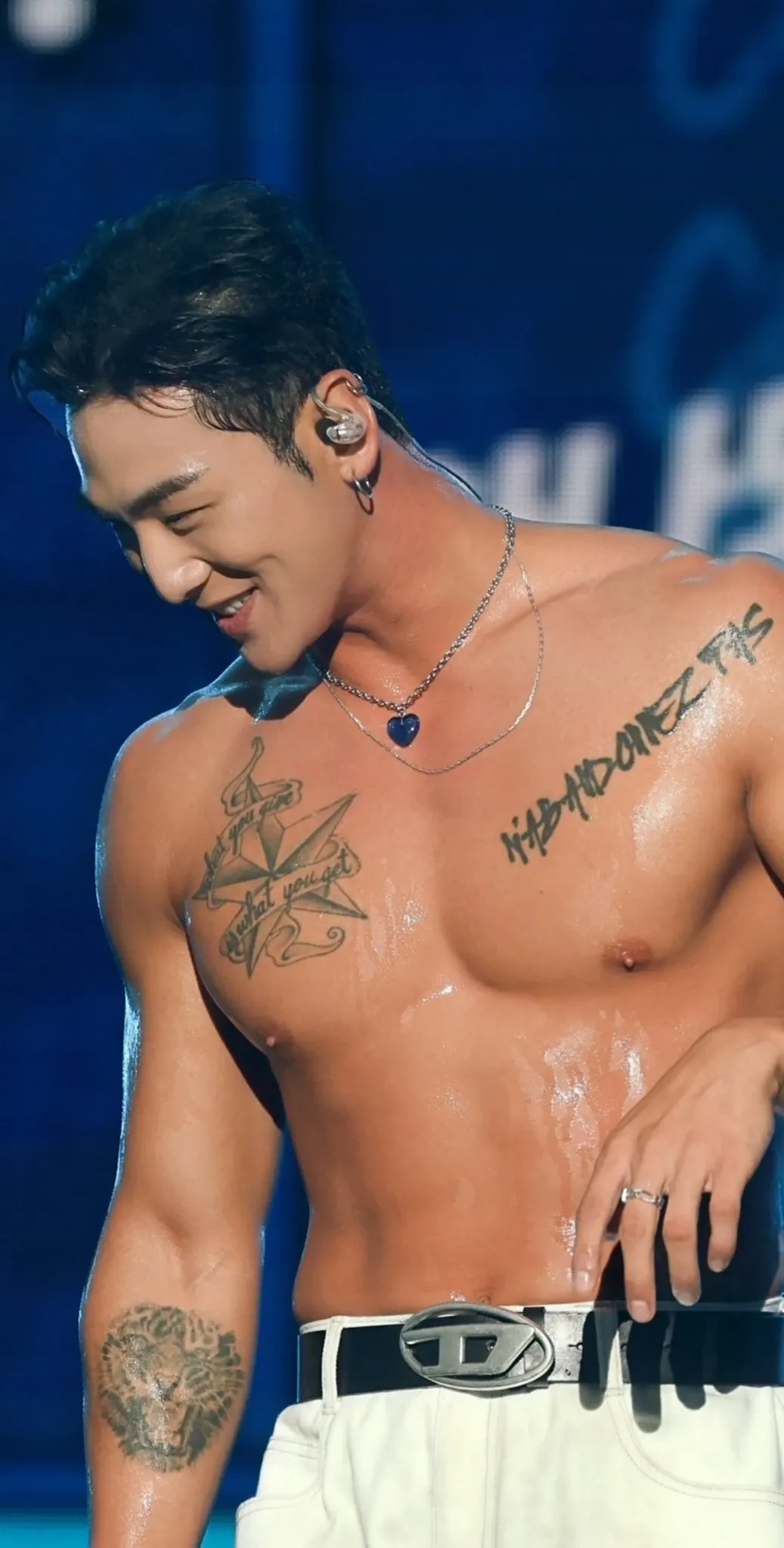 The most beloved wallpaper among Baekho's fans