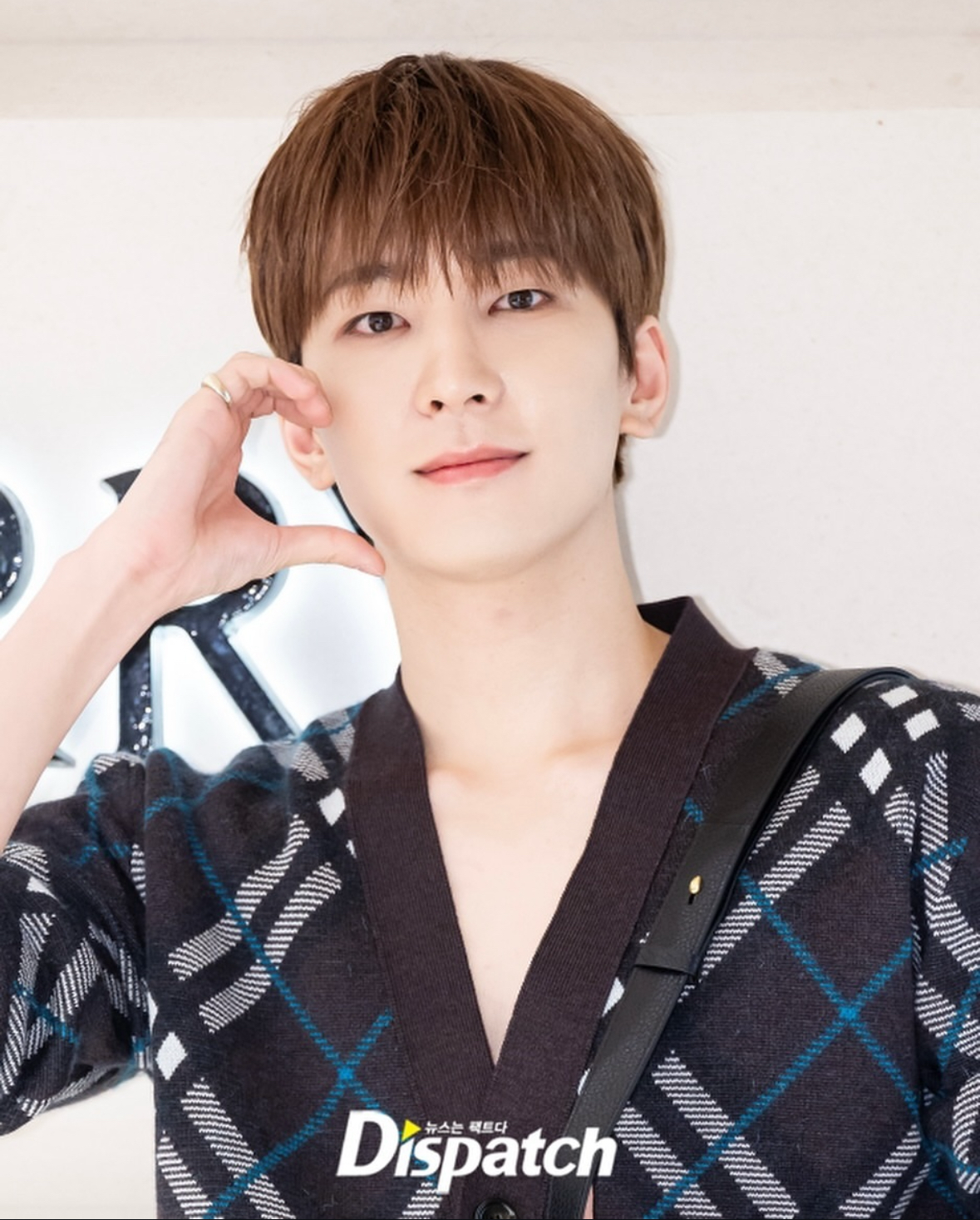 Latest photo of Wonwoo (SEVENTEEN)