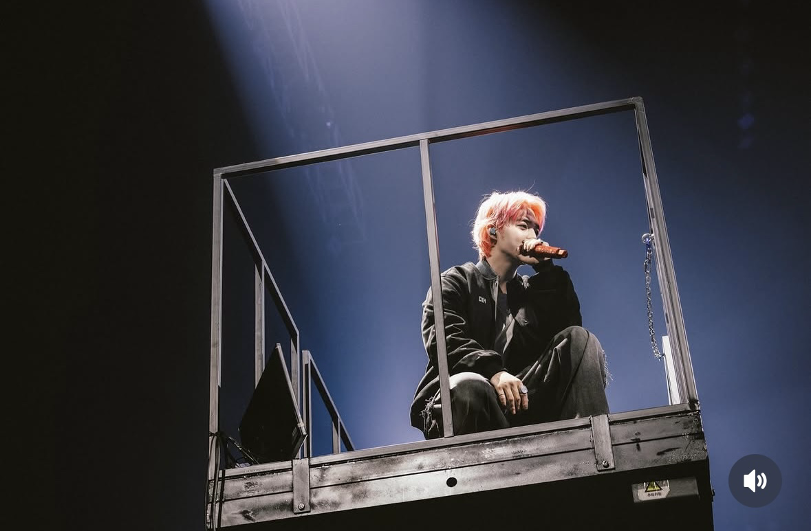 A moment captured by S.Coups (SEVENTEEN)'s fan