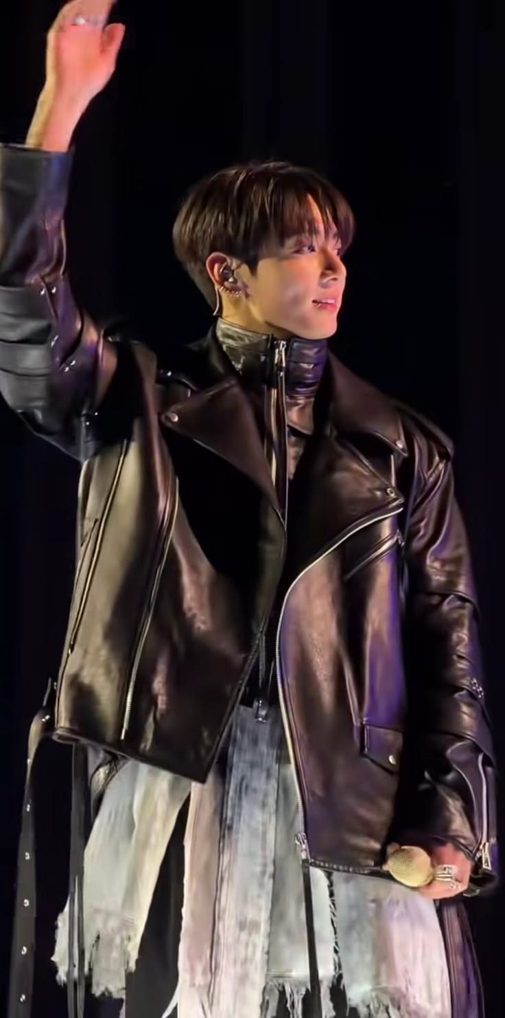 Today's most popular wallpaper in the Jungkook (BTS) community