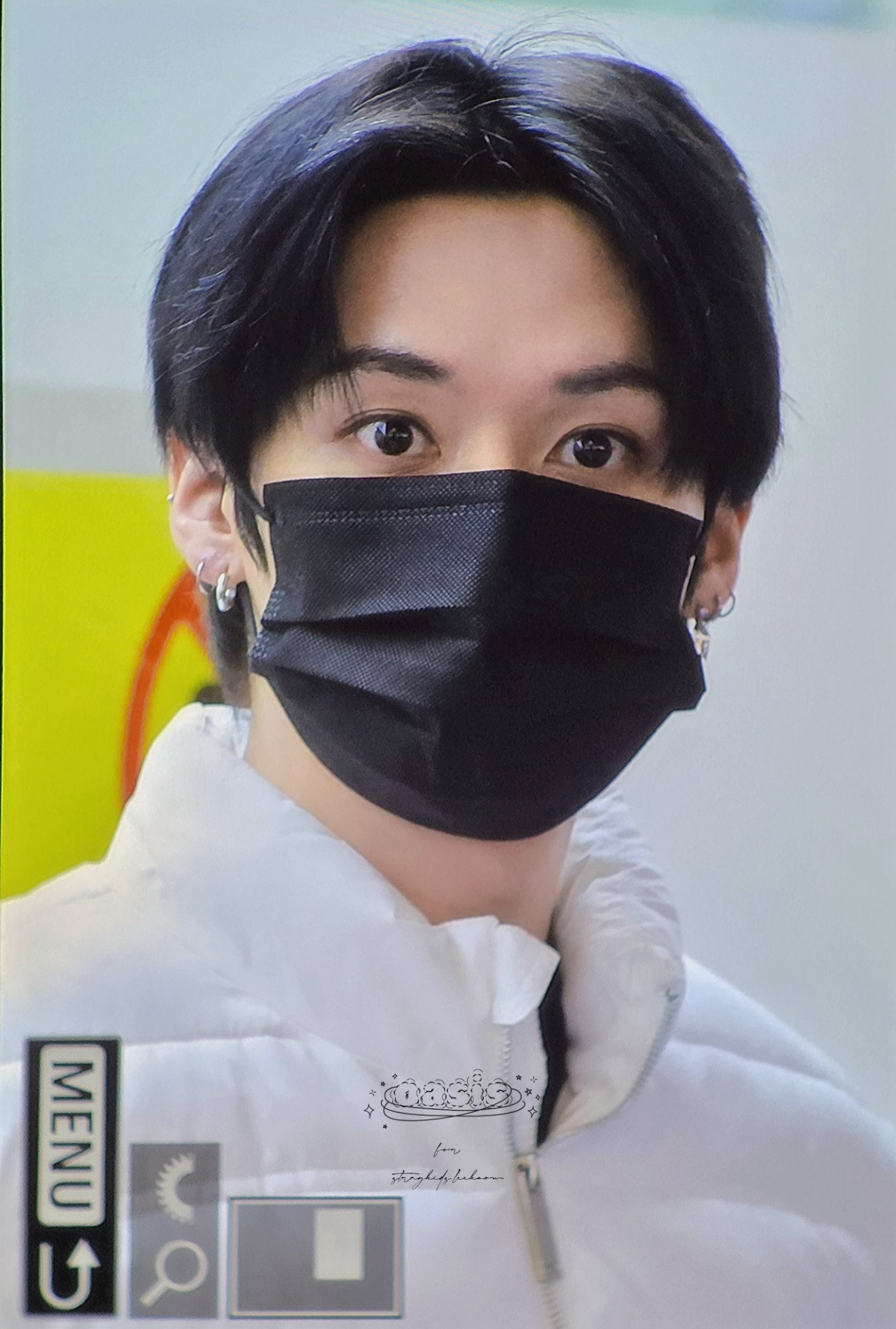 Latest photo of Lee Know (Stray Kids)