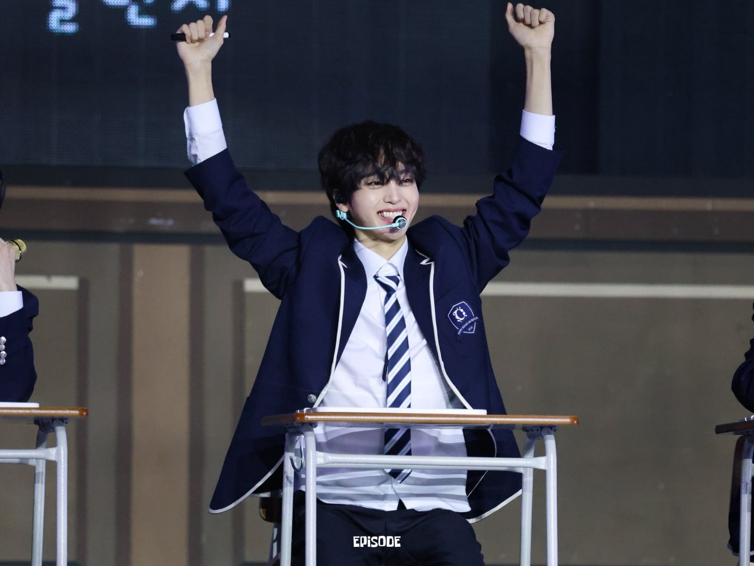 Behind-the-scenes cut of Hyeongjun (CRAVITY)