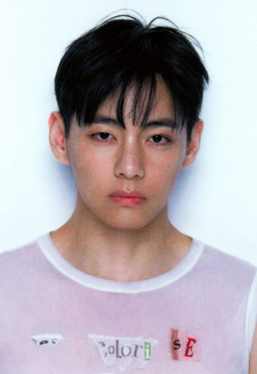 V (BTS)の最近の活動写真
