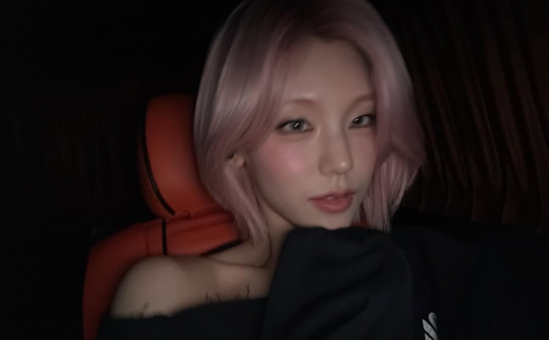 Recent activity shot of Yeji (ITZY)