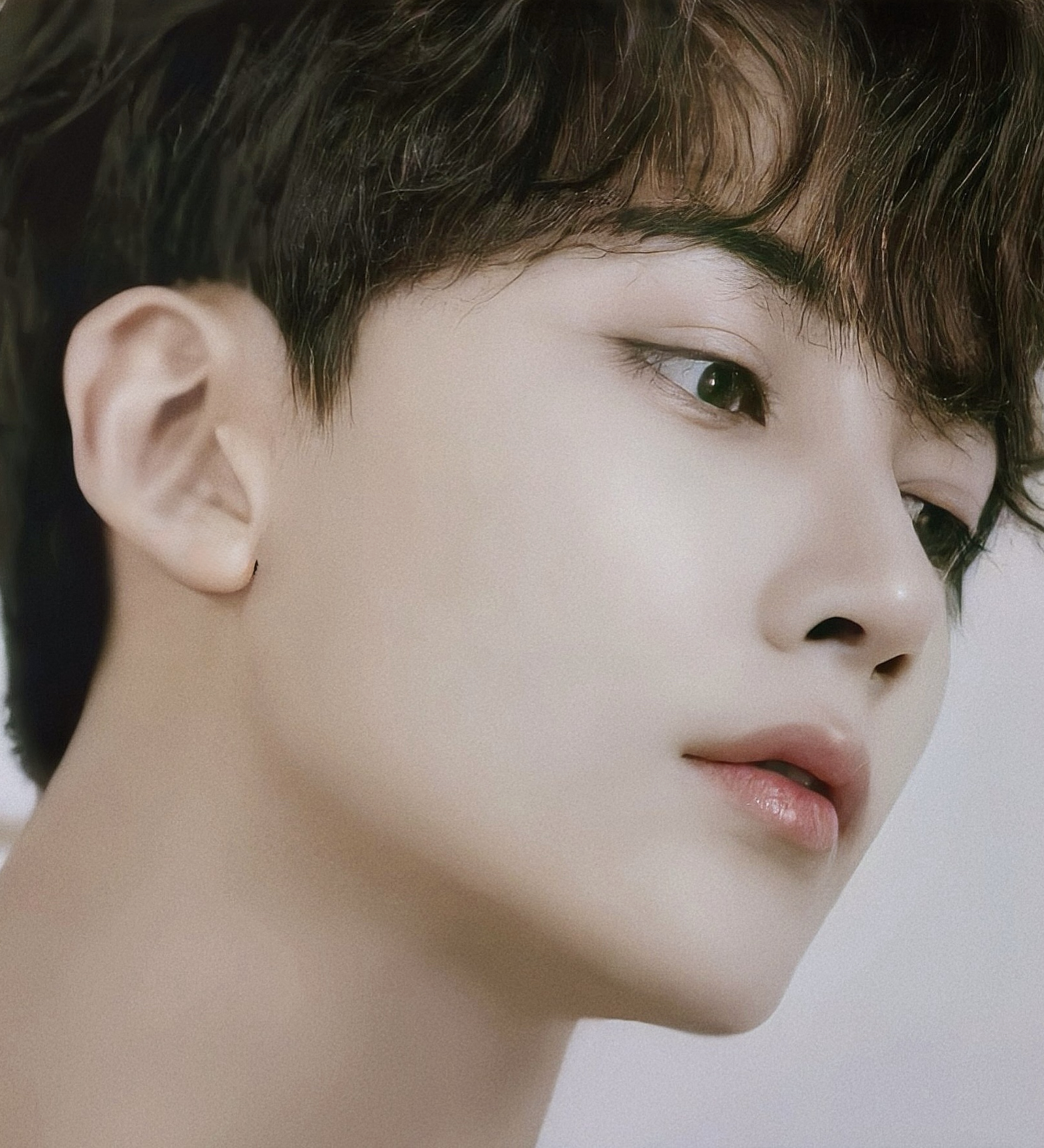 Momen yang diabadikan oleh penggemar Jeonghan (SEVENTEEN)