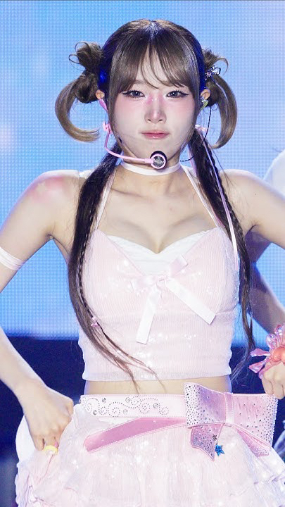 Behind-the-scenes cut of Choi Yena