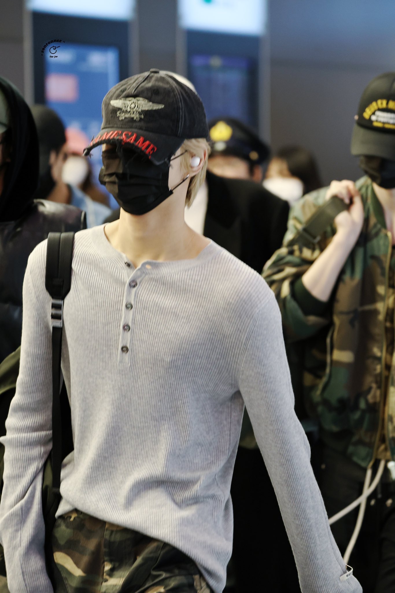 Latest photo of Jungwon (ENHYPEN)