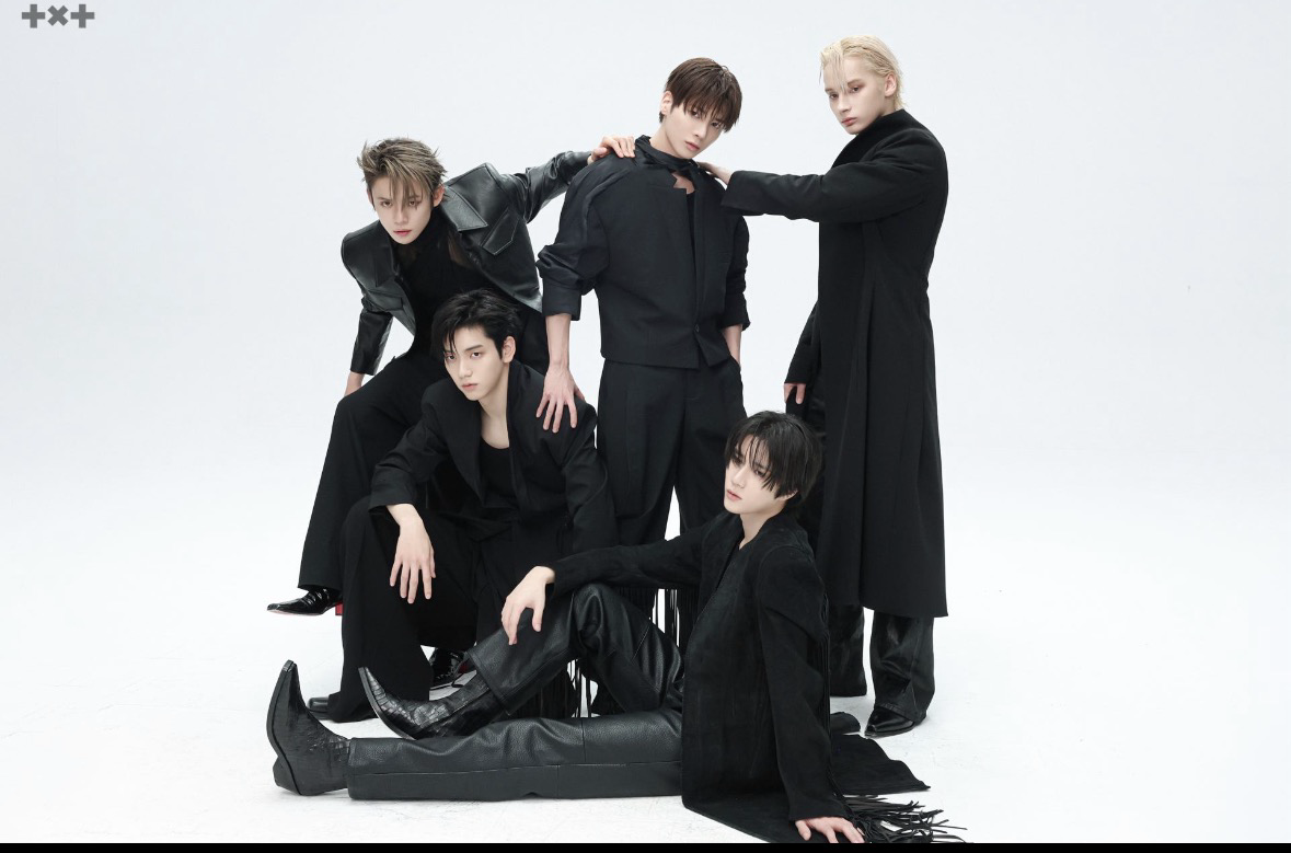 TOMORROW X TOGETHERの最新写真