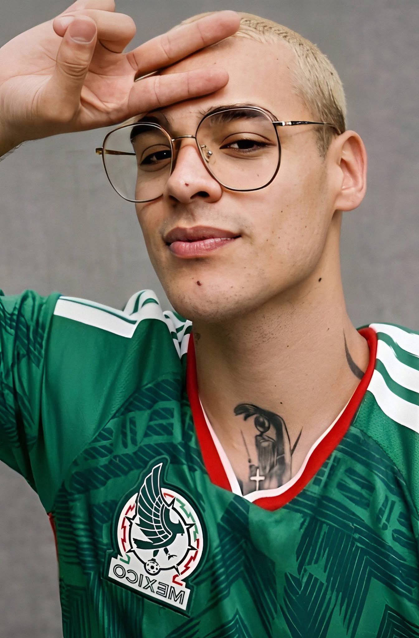 A moment captured by Drew (SANTOS BRAVOS)'s fan