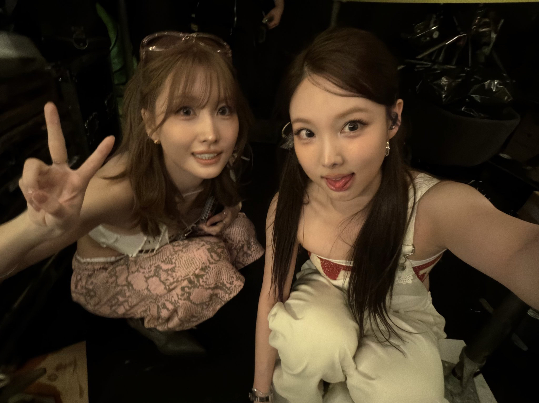 Momen yang diabadikan oleh penggemar Momo (TWICE)
