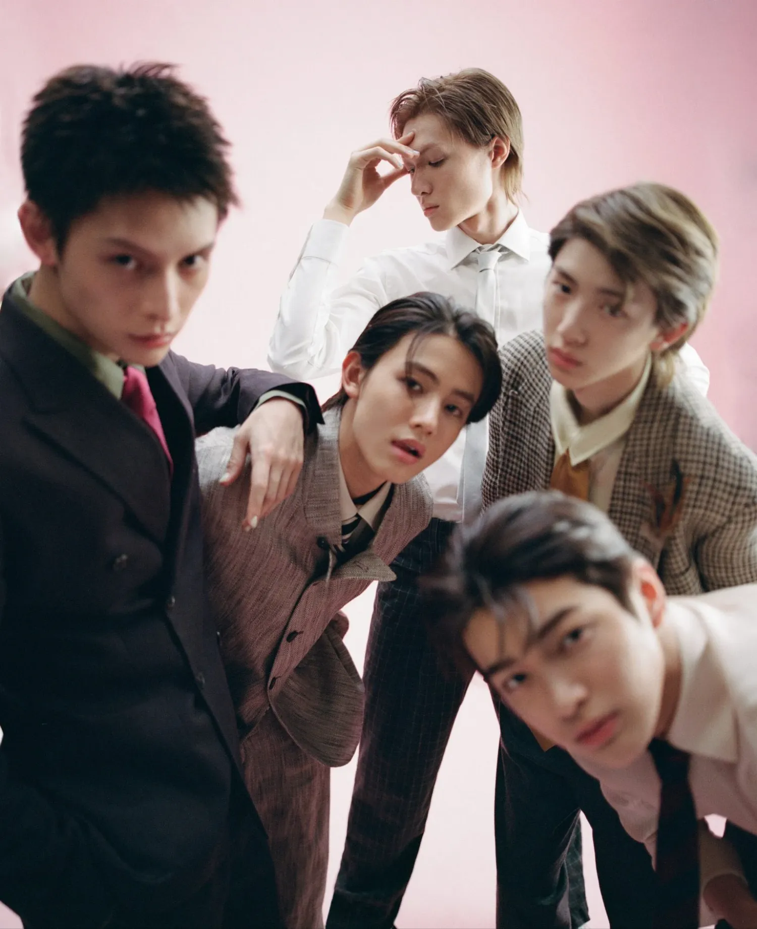 Behind-the-scenes cut of Martin (CORTIS)