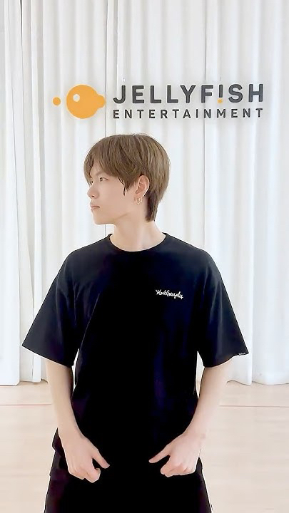 Recent activity shot of VERIVERY