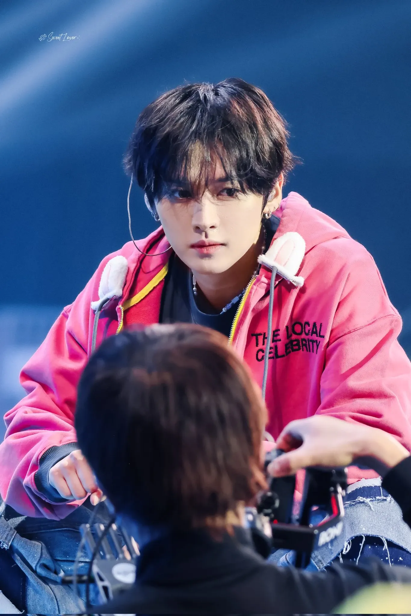 Lee Know (Stray Kids)粉丝拍下的瞬间