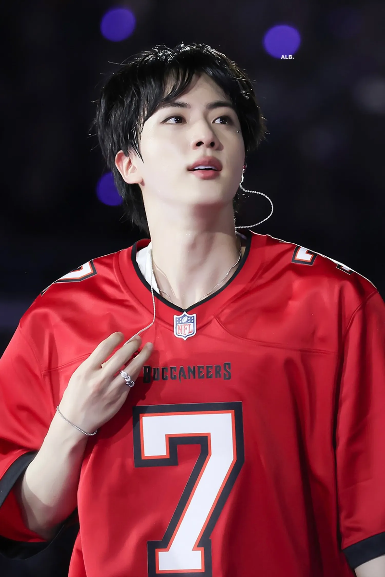 Potret di balik layar Jin (BTS)