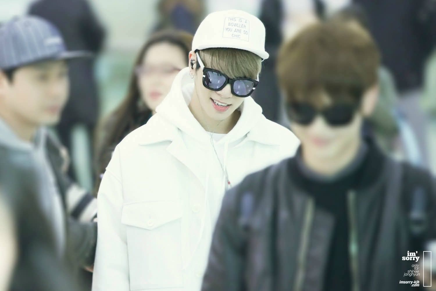 A moment captured by Jonghyun (SHINee)'s fan