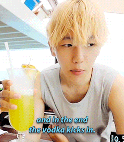 伯賢 (EXO)粉絲拍下的瞬間