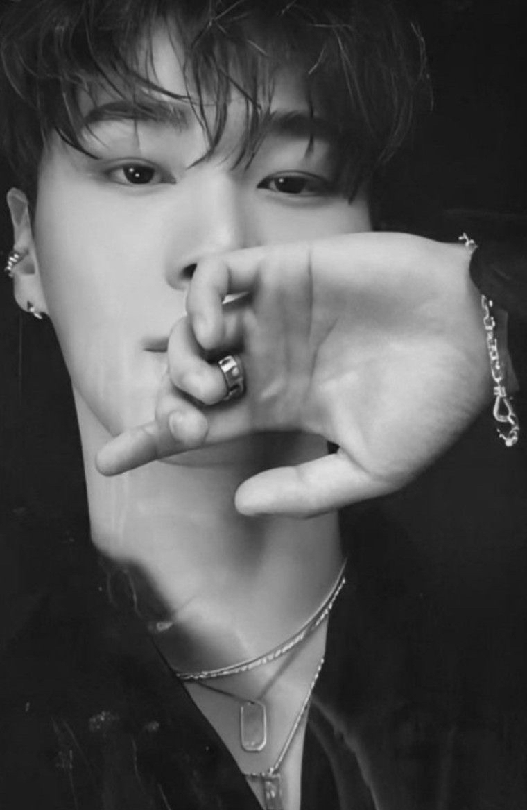 Behind-the-scenes cut of Moonbin (ASTRO)