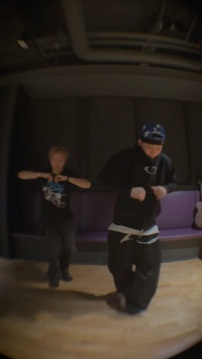 Fan-made special wallpaper for Doyoung (TREASURE)