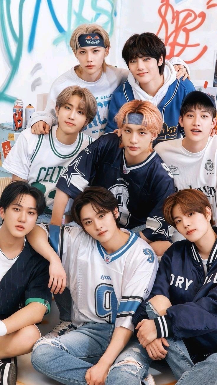 The most beloved wallpaper among Stray Kids's fans