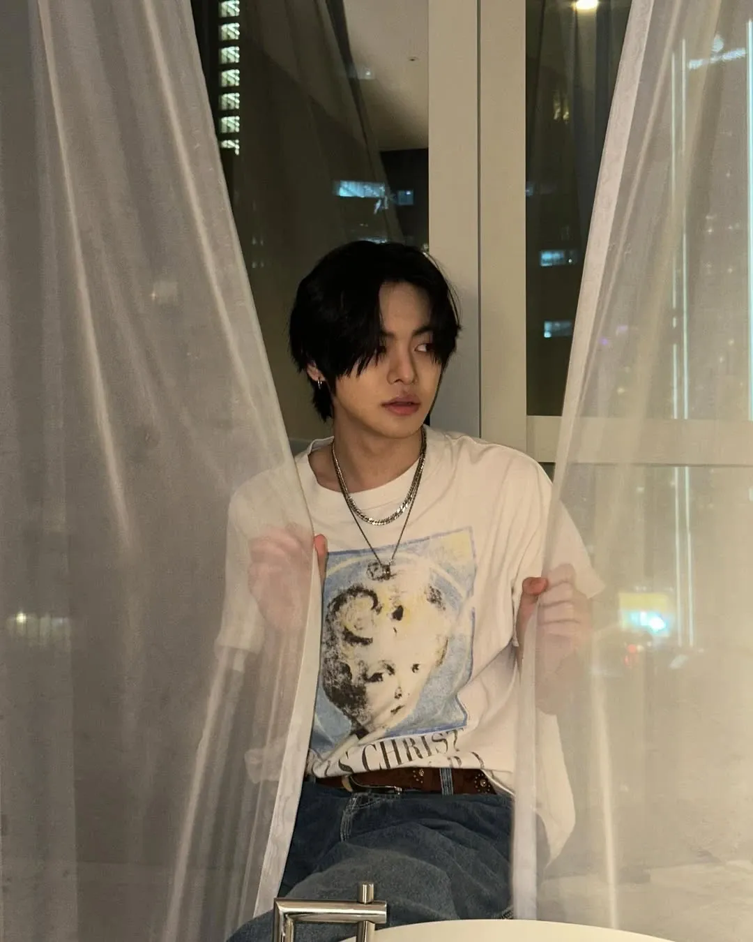 Behind-the-scenes cut of Lee Leo (ALPHA DRIVE ONE)