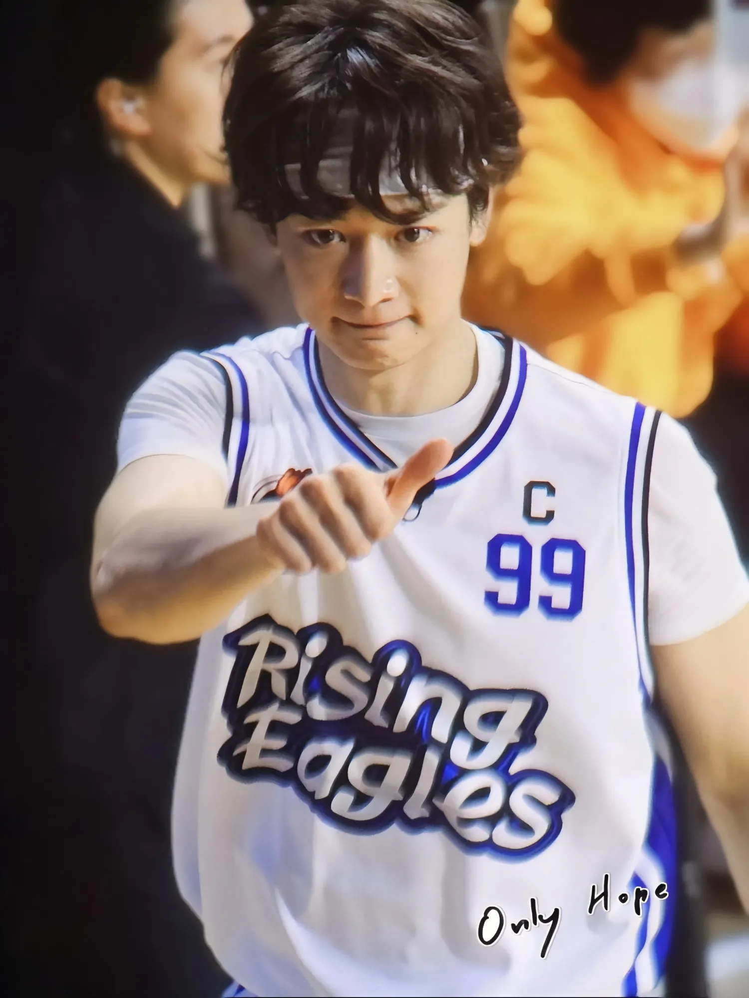 A moment captured by Minho (SHINee)'s fan