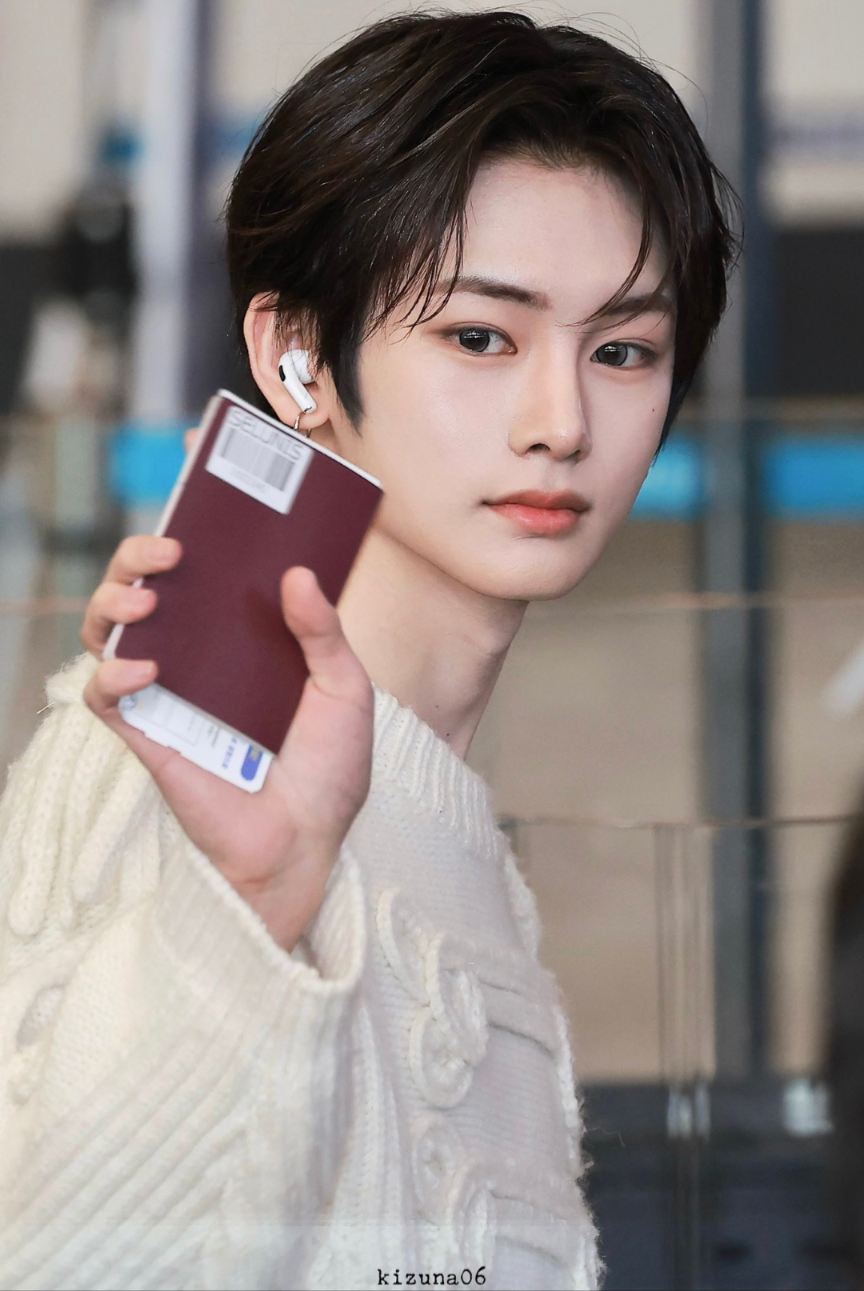 Recent activity shot of Zhou Anxin (ALPHA DRIVE ONE)