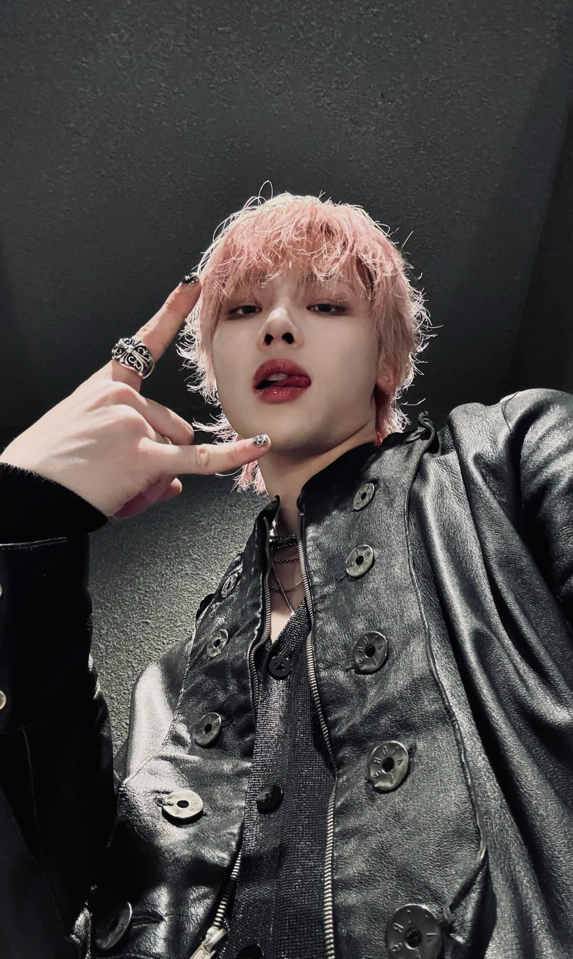 Behind-the-scenes cut of Nicholas (&TEAM)