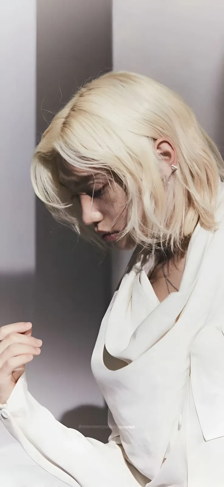 A heartfelt wallpaper shared by Felix (Stray Kids)'s fans