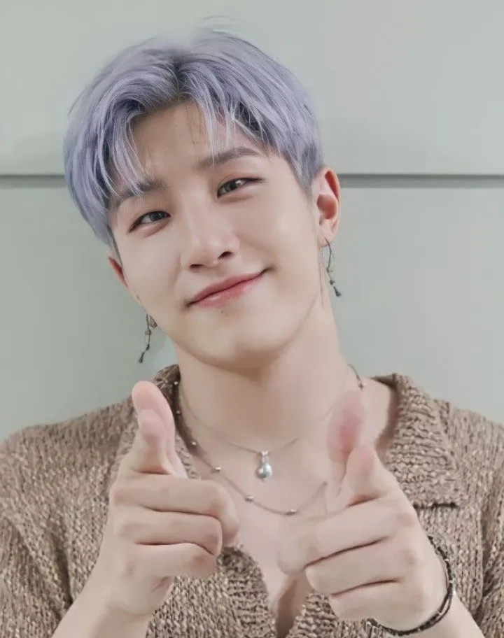 Behind-the-scenes cut of Jinjin (ASTRO)