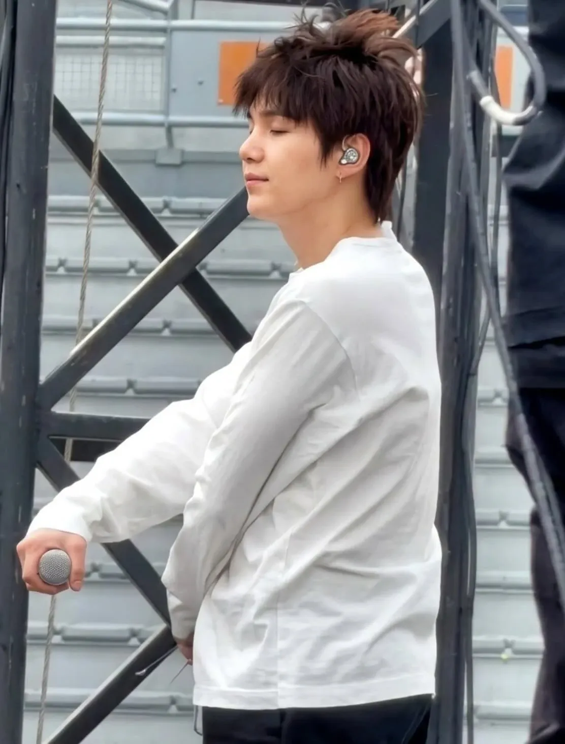 Foto terbaru SUGA (BTS)